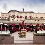 Отель The Martello 2*