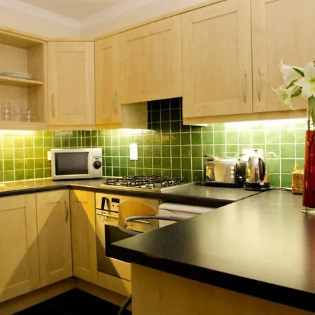 The Martello Отель Брей