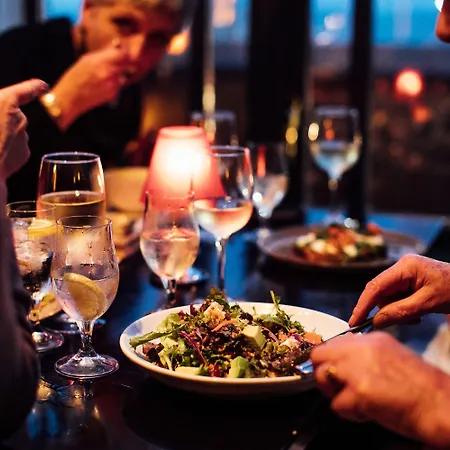 Отель The Martello Брей