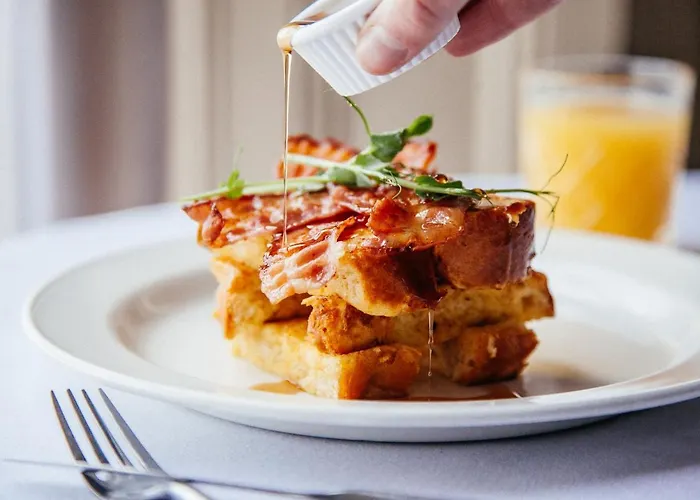 The Martello 2* Bray