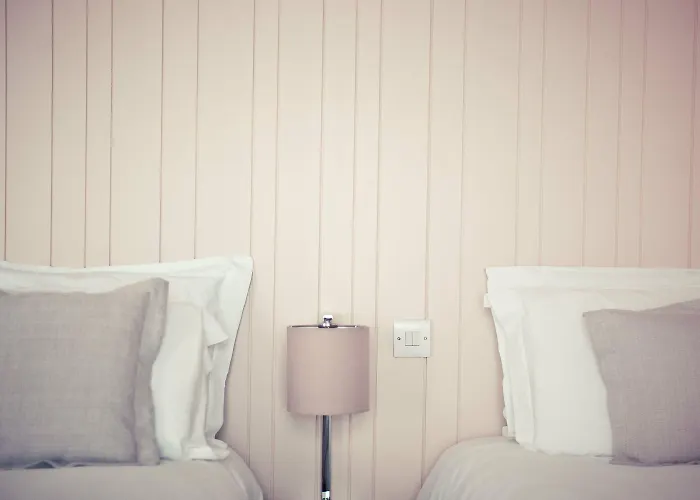 The Martello 2* Bray