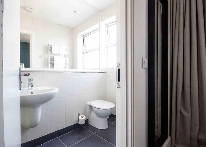 The Martello Otel 2*